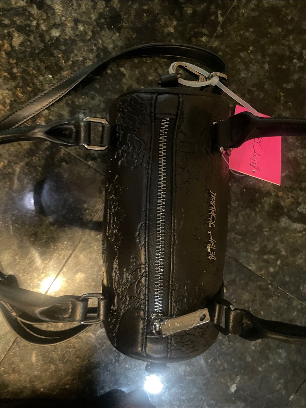 Betsey Johnson Black Skull Crossbody Bag - Picture 5 of 6